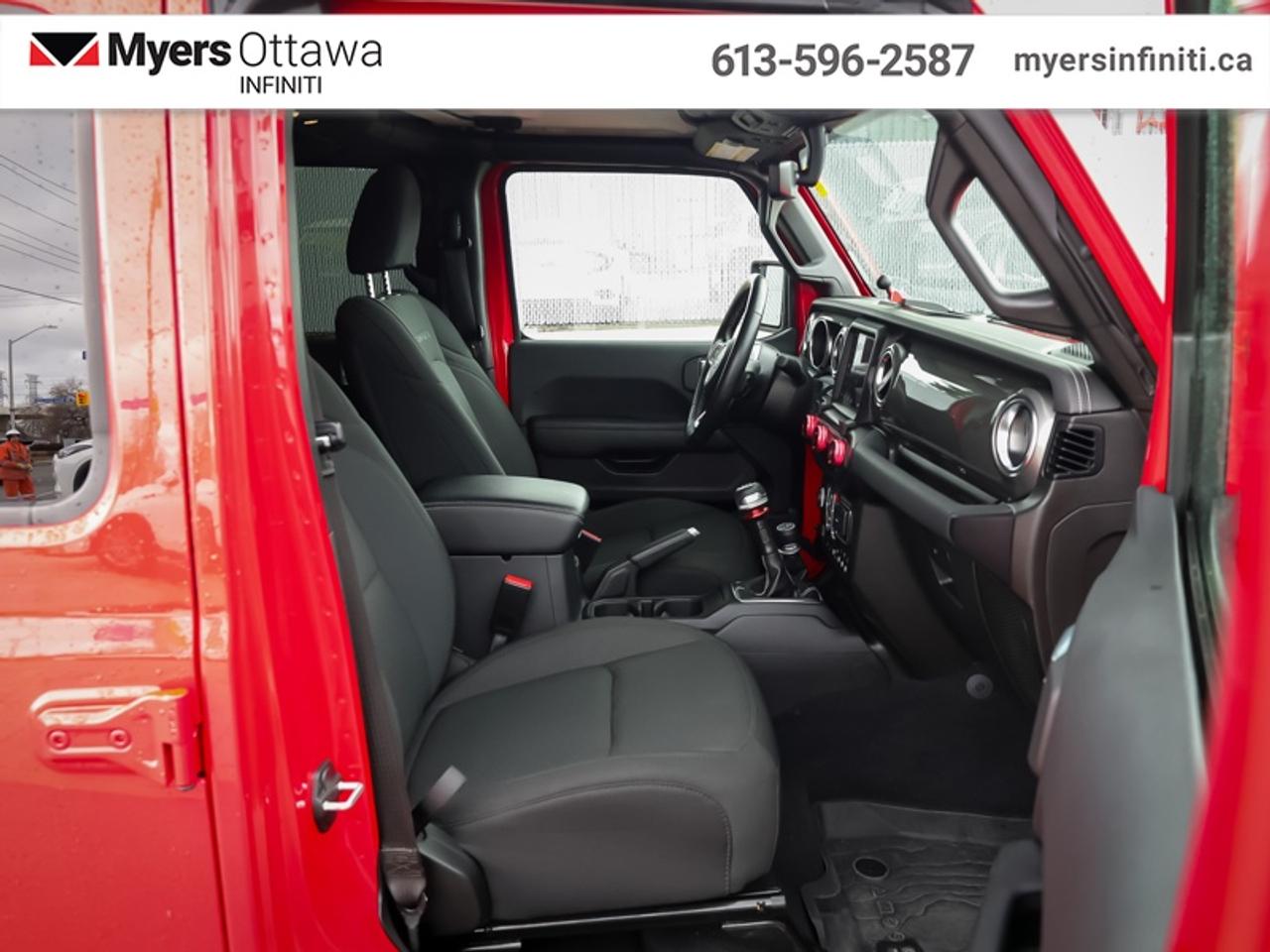 2022 Jeep Wrangler Unlimited Sahara  - Navigation Photo