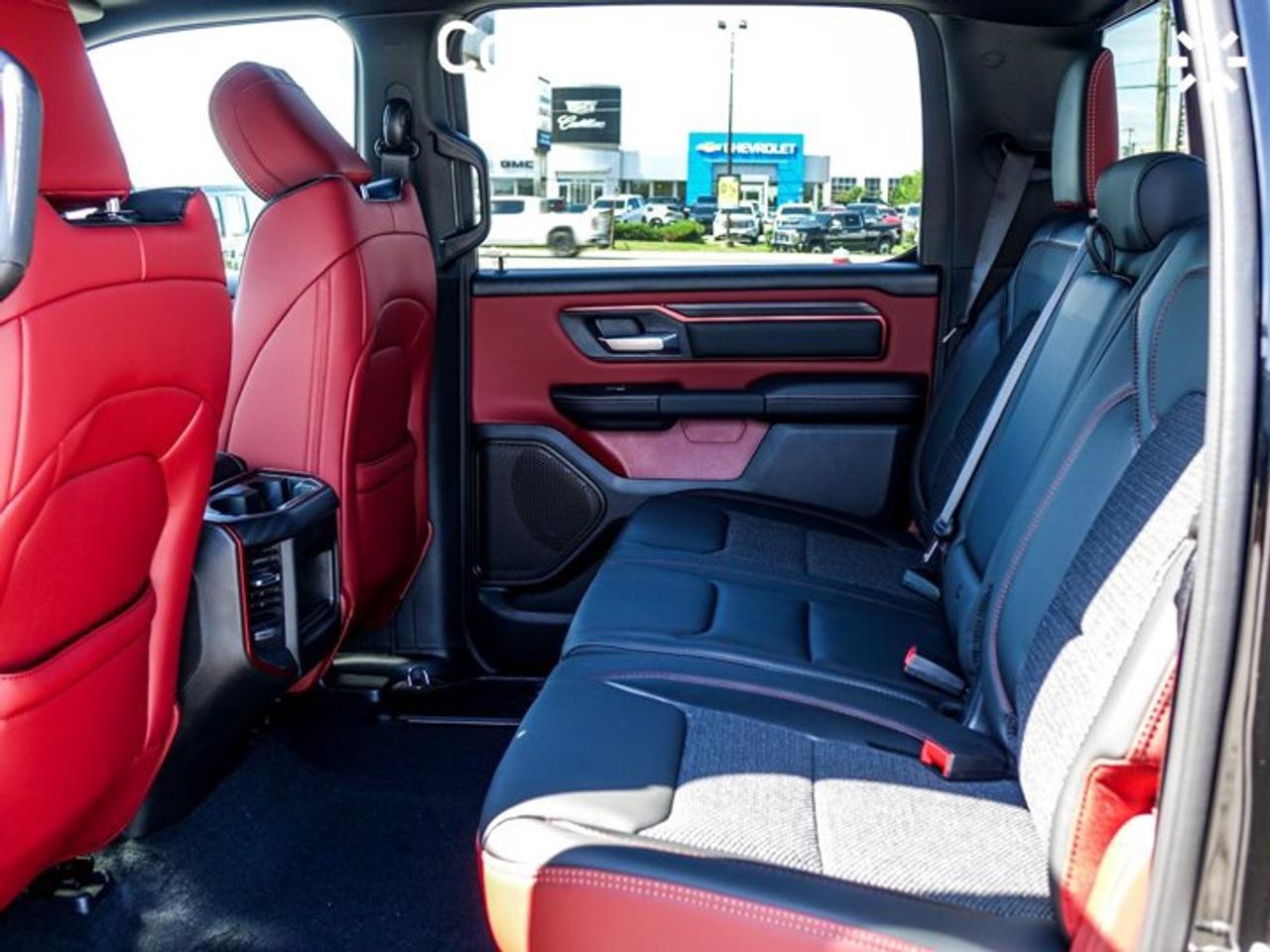 2026 RAM 1500 Rebel 4x4 Crew Cab 5'7" Box 12"Display Navi Remote Start Heated Front Seats Photo