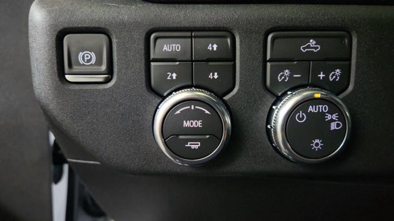 13829031