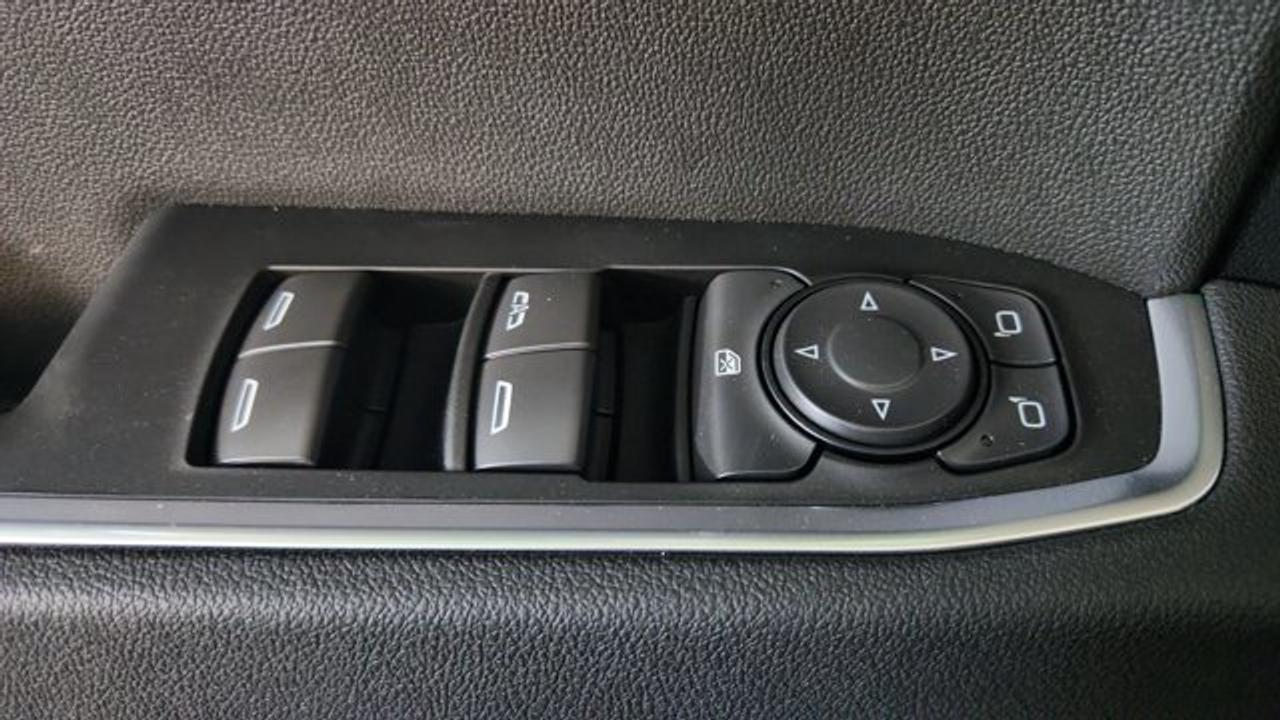 13829031