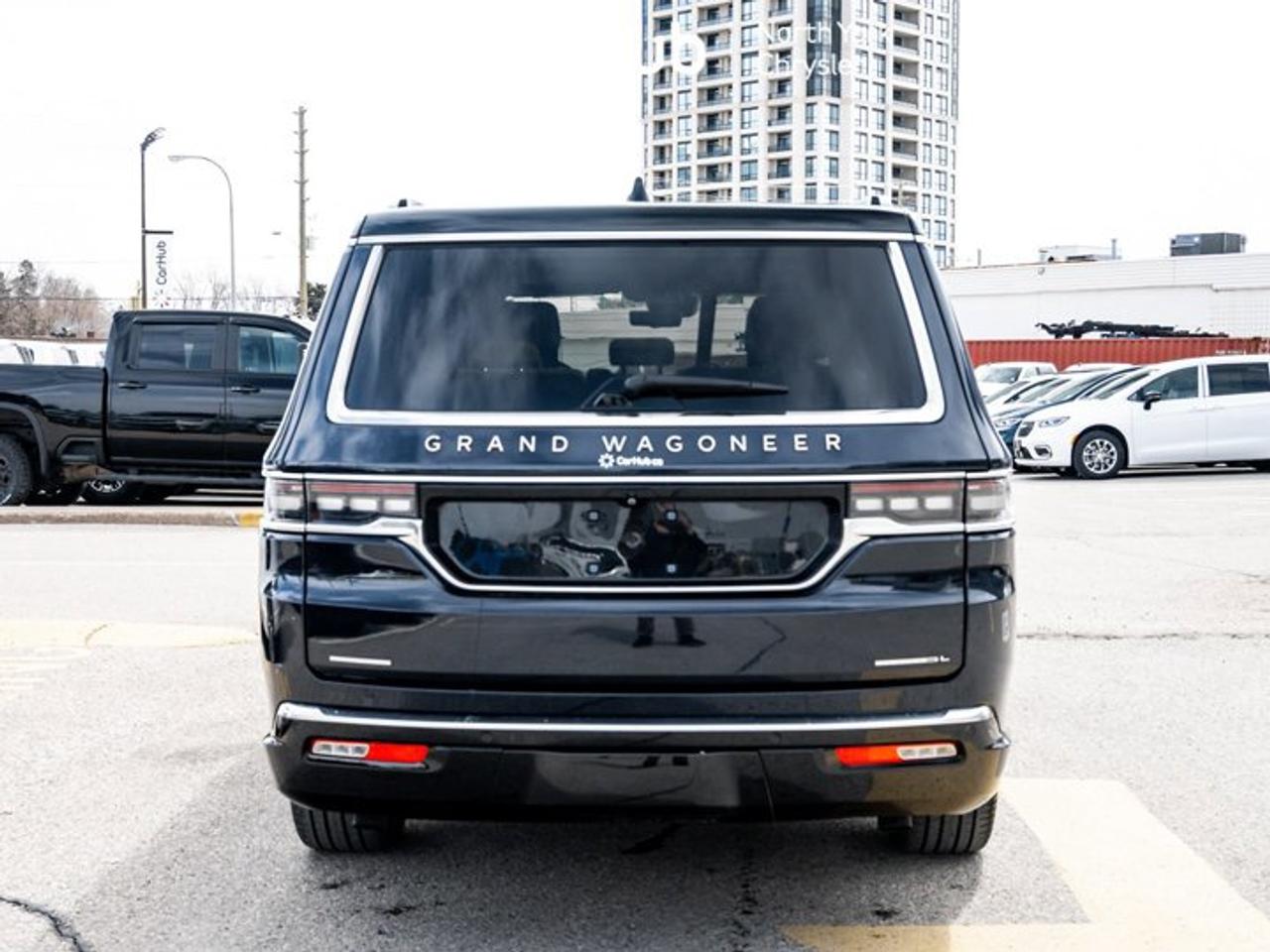 2023 Jeep Grand Wagoneer L Series III Photo