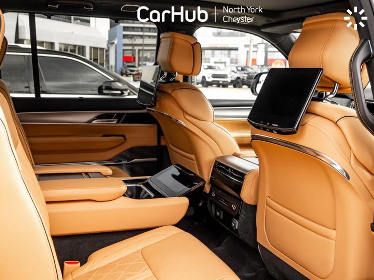 2023 Jeep Grand Wagoneer L Series III Photo