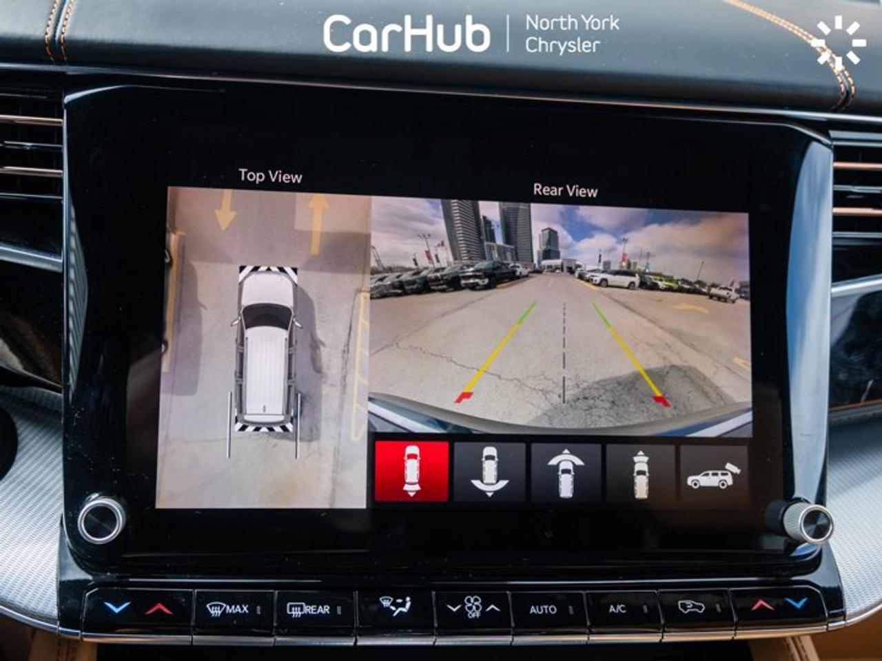 2023 Jeep Grand Wagoneer L Series III Photo