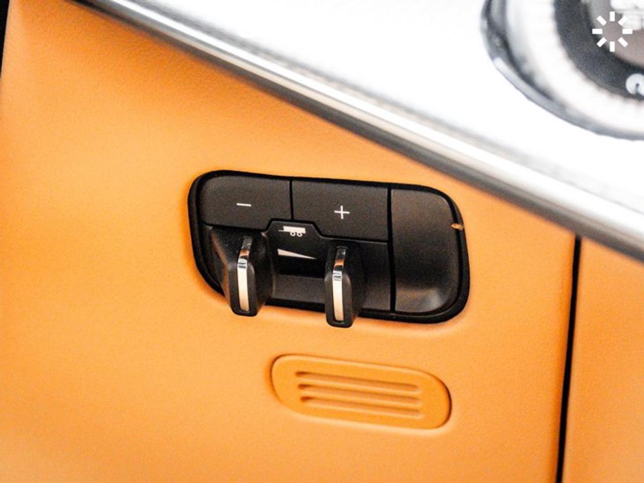 2023 Jeep Grand Wagoneer L Series III Photo