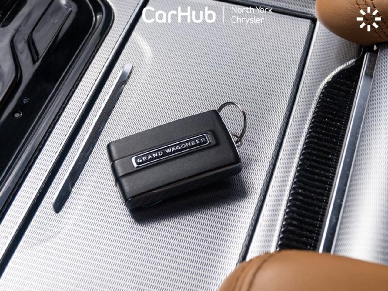 2023 Jeep Grand Wagoneer L Series III Photo