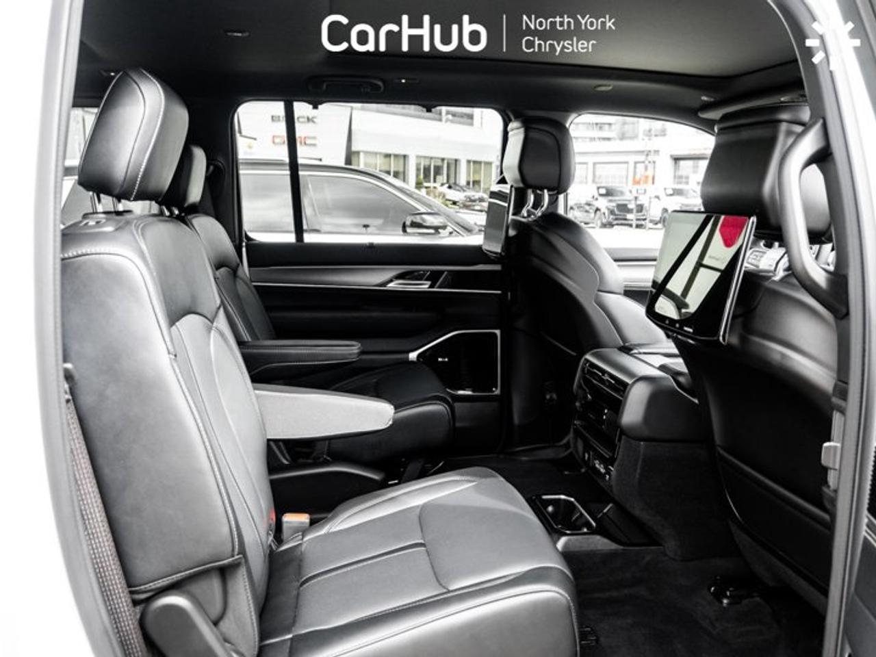 2025 Jeep Wagoneer Series III Photo