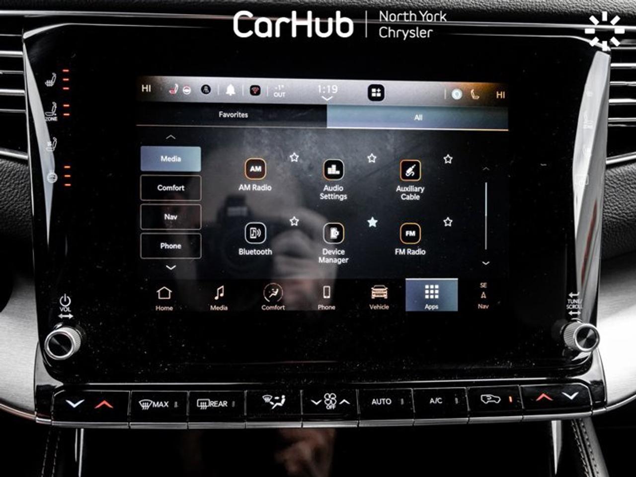 2025 Jeep Wagoneer Series III Photo