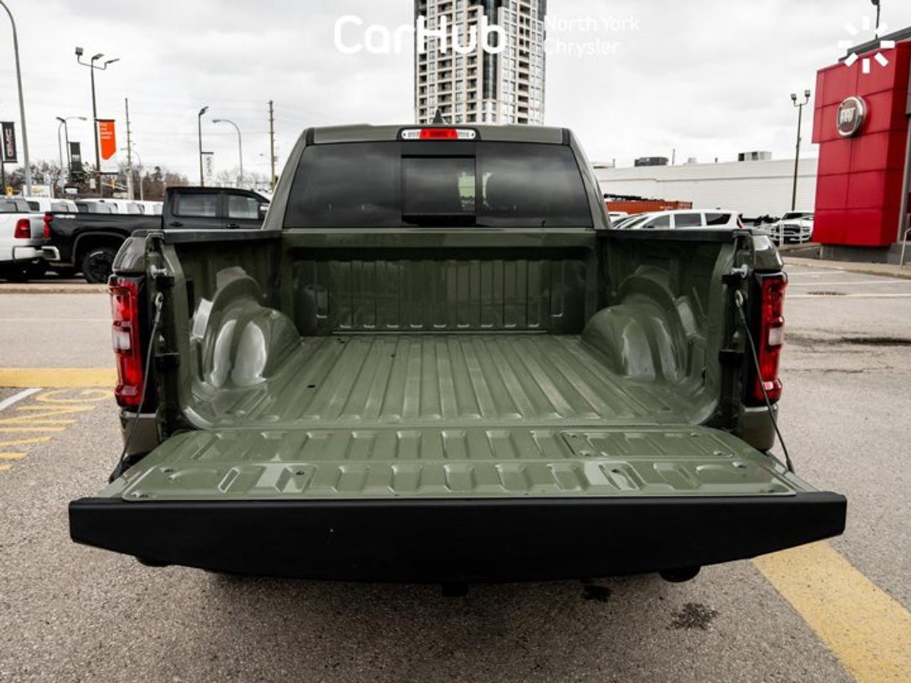 2026 RAM 1500 Rebel 5'7'' Box Panoroof Harman Kardon Audio 14.4'' Screen Photo4