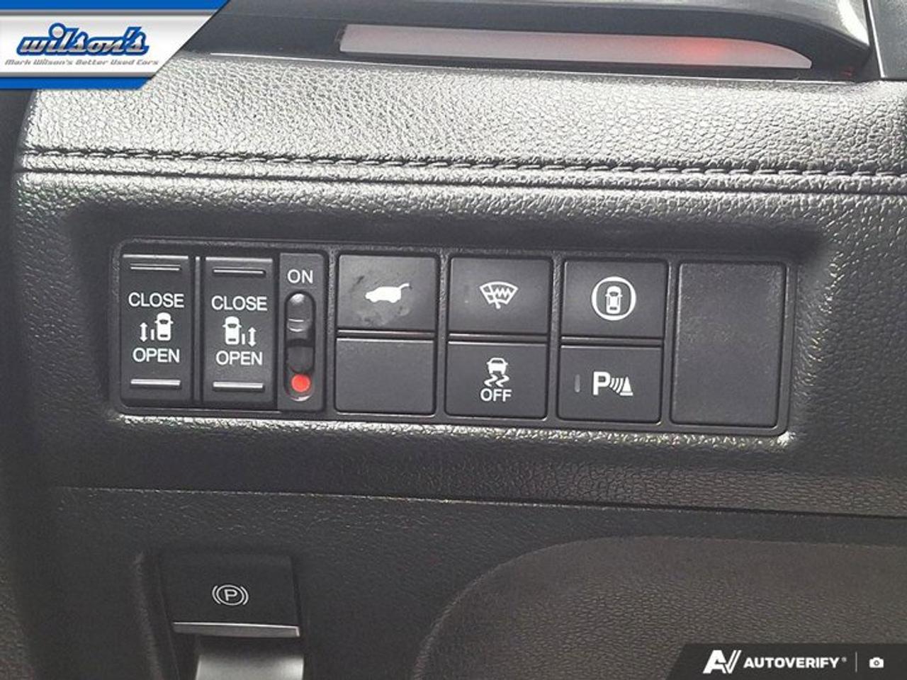 2024 Honda Odyssey Black Edition | Leather | Nav | Sunroof | DVD | Heated Seats + Ventilated Seats | and More ! Photo