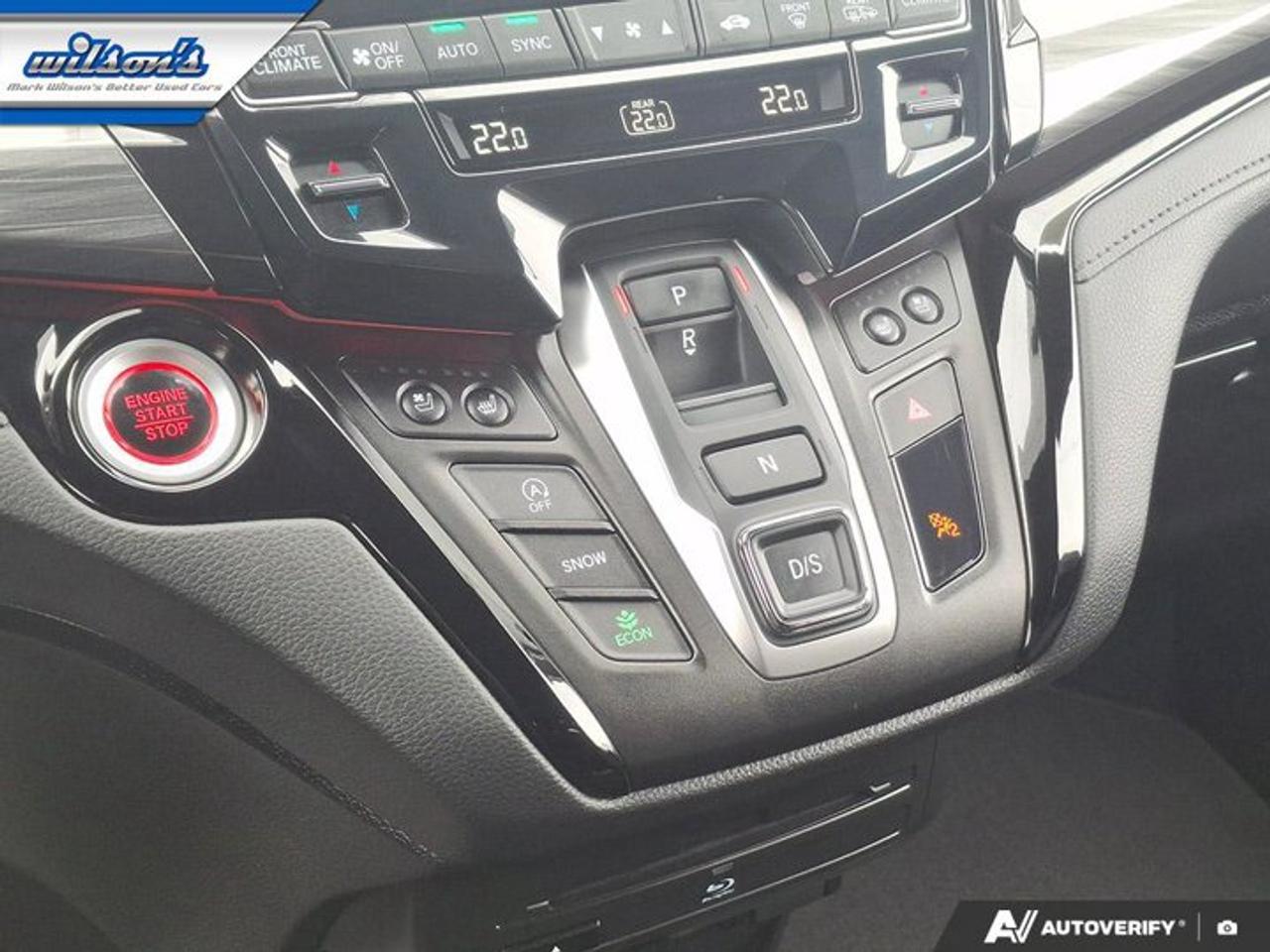 2024 Honda Odyssey Black Edition | Leather | Nav | Sunroof | DVD | Heated Seats + Ventilated Seats | and More ! Photo