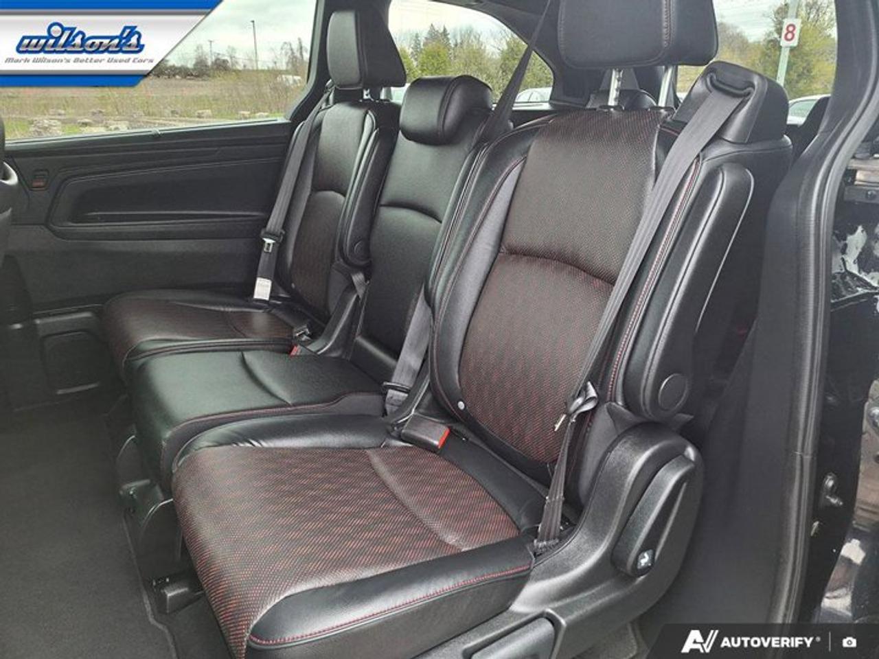 2024 Honda Odyssey Black Edition | Leather | Nav | Sunroof | DVD | Heated Seats + Ventilated Seats | and More ! Photo