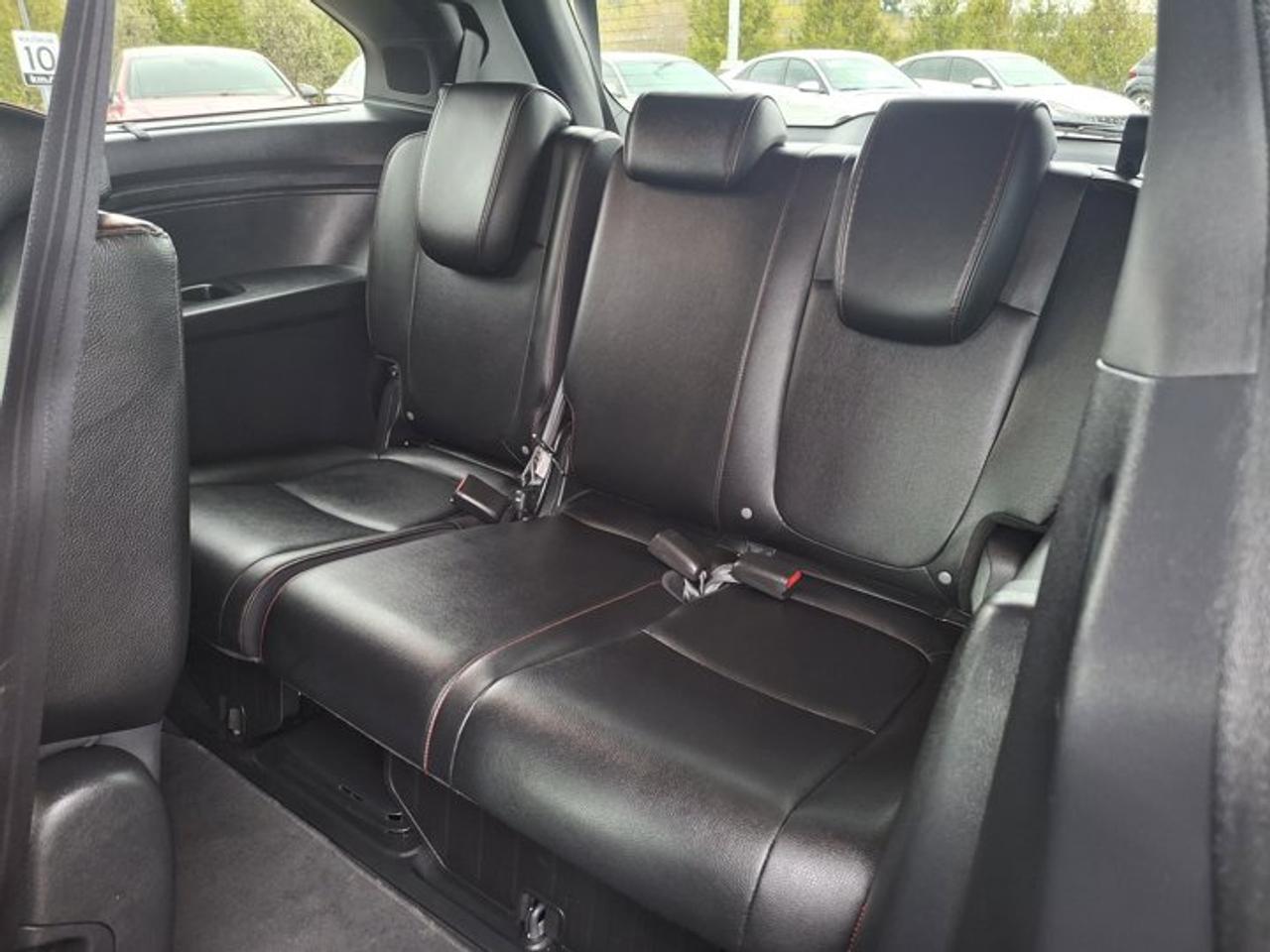 2024 Honda Odyssey Black Edition | Leather | Nav | Sunroof | DVD | Heated Seats + Ventilated Seats | and More ! Photo