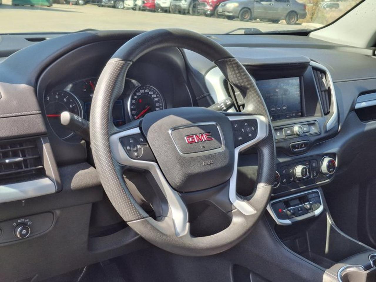 2023 GMC Terrain SLE AWD | Adaptive Cruise | Power Liftgate | CarPlay + Android Auto | Rear Camera | Alloy Wheels | Photo