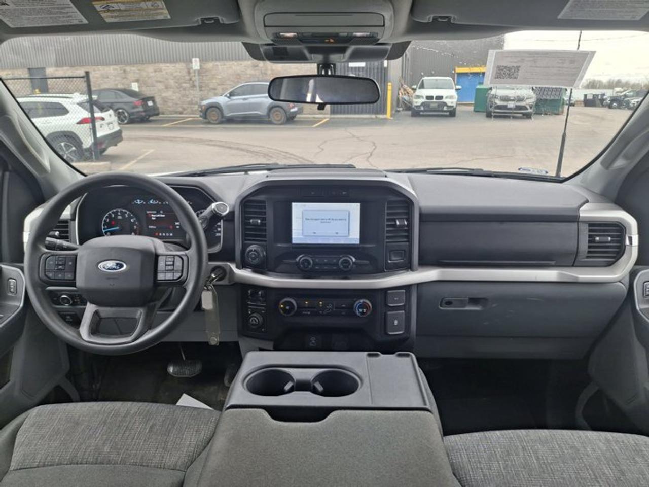 2022 Ford F-150 XLT Crew | V8 | Max Tow | Camera | Liner | Tonneau | Clean Carfax | and More ! Photo