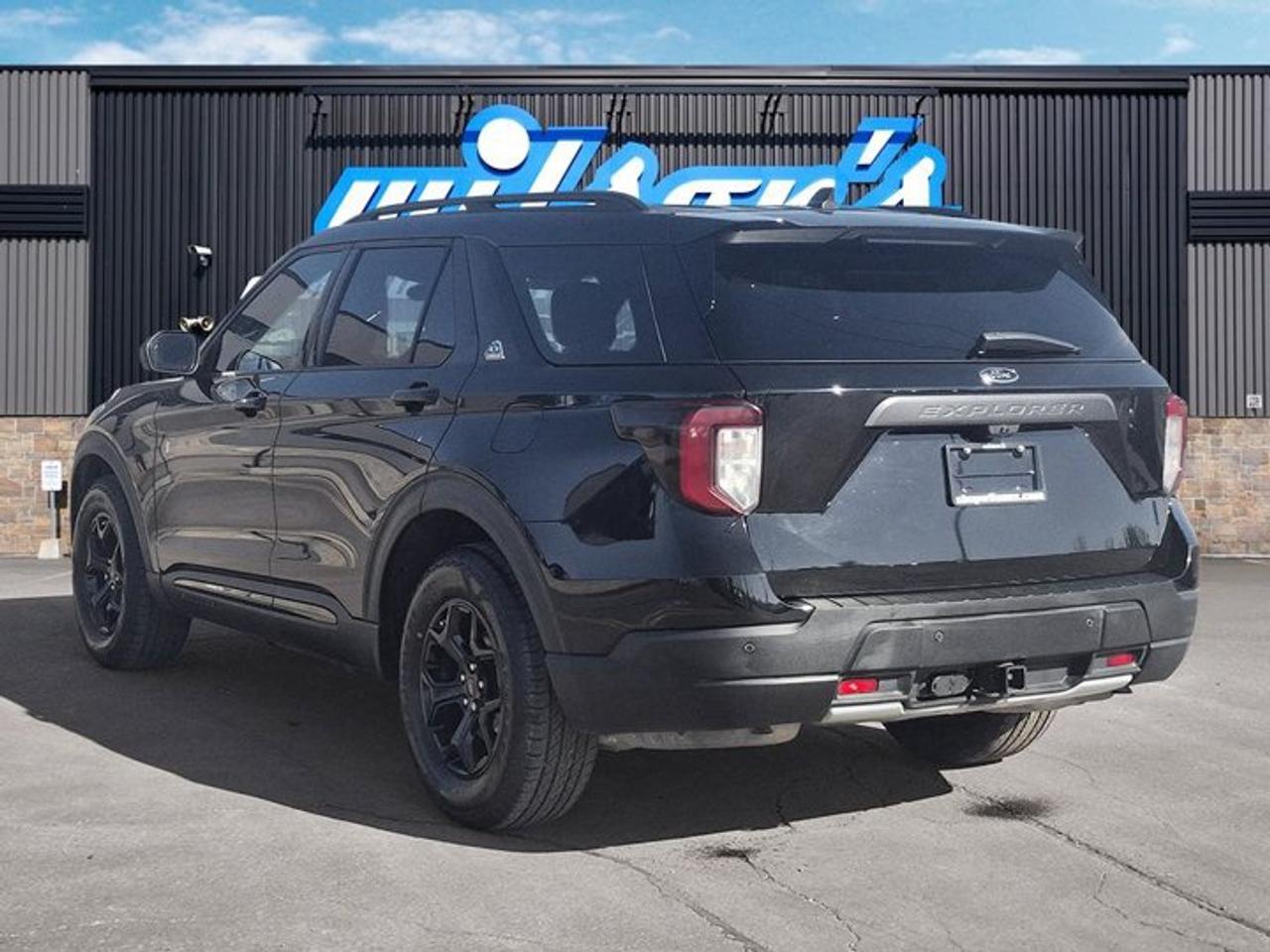 2022 Ford Explorer Timberline 4WD | Pano Roof | Leather Trim | Navi | Htd Seats + Steering | Pwr Liftgate | and More ! Photo