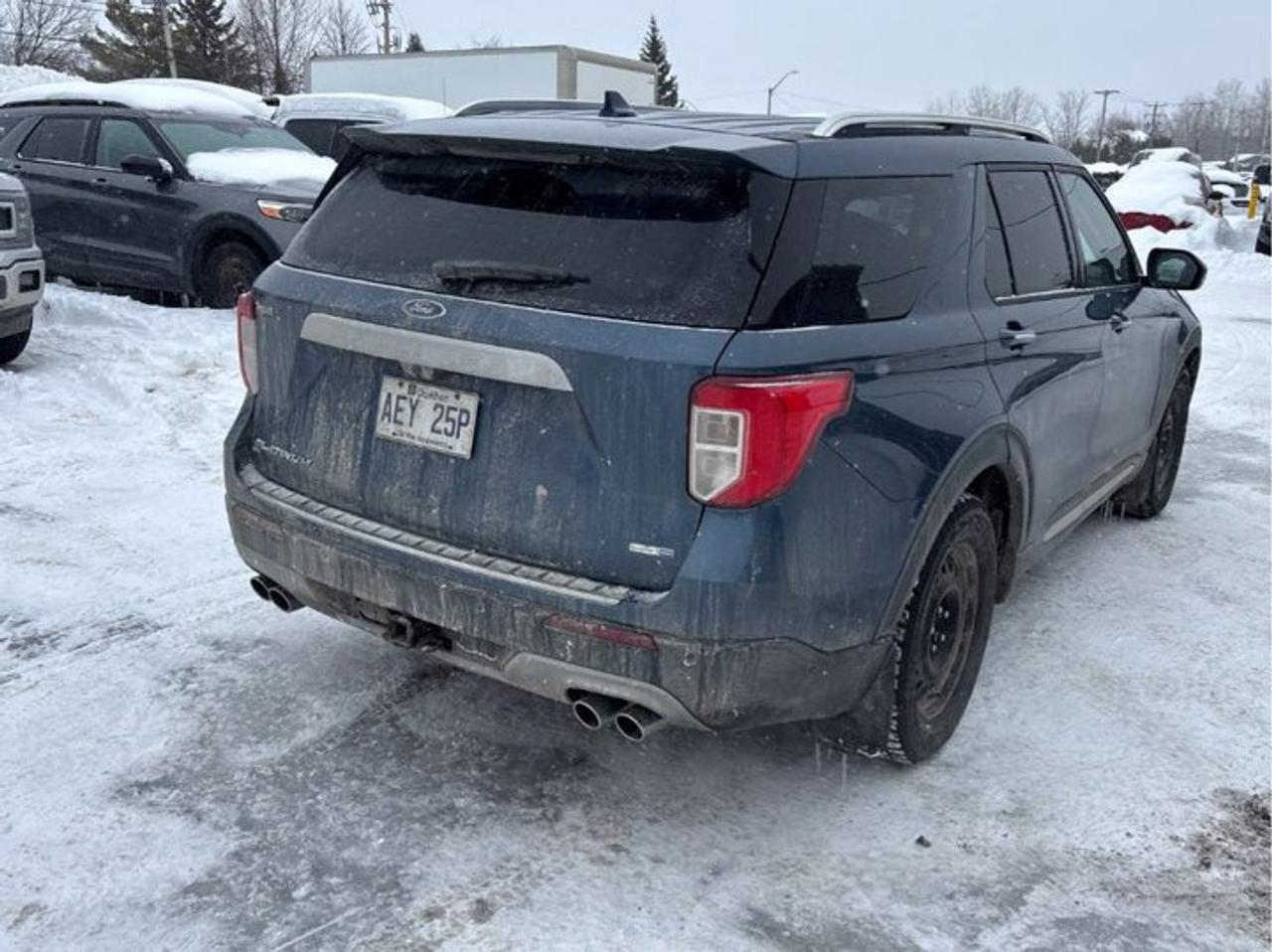 2020 Ford Explorer Platinum 4WD | Leather | Pano Roof | Navi | Heated + Ventilated Seats | Heated Steering | and More ! Photo