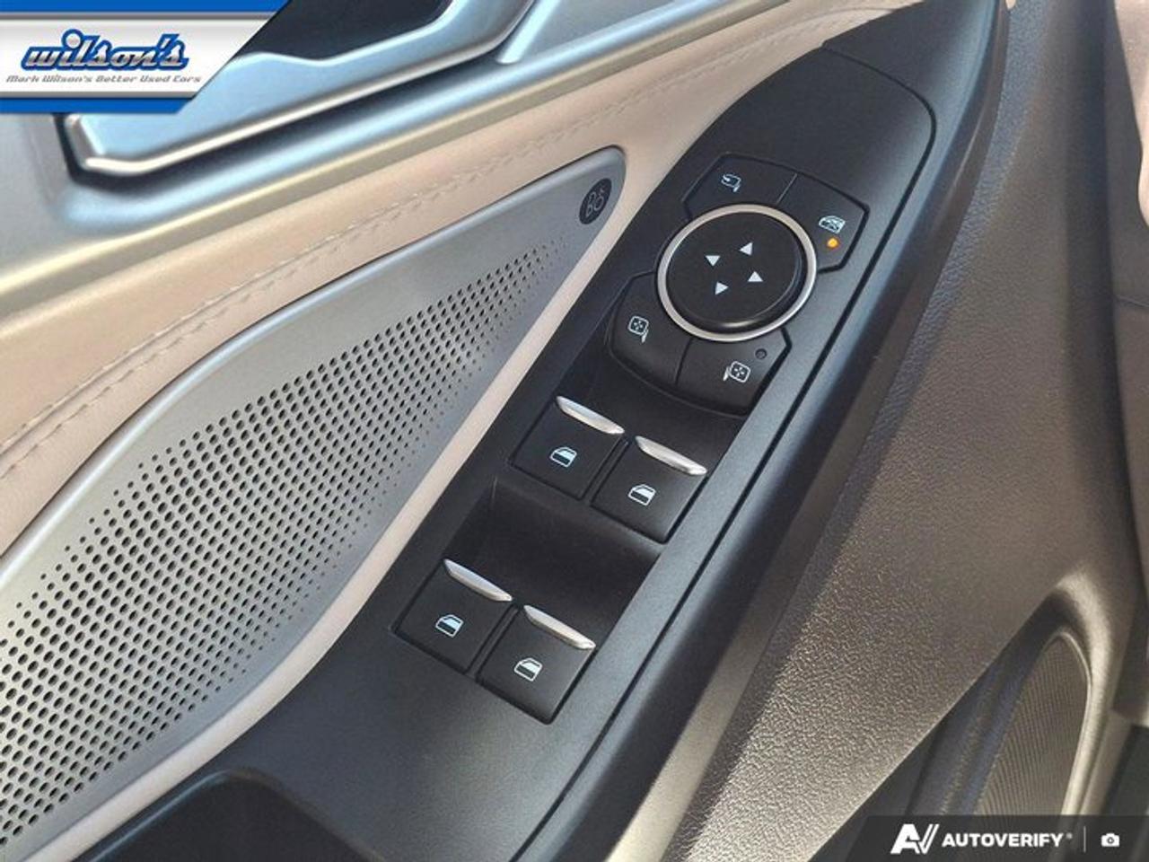 2020 Ford Explorer Platinum | Leather | Pano Roof | Navi | Heated + Ventilated Seats | Heated Steering | and More ! Photo