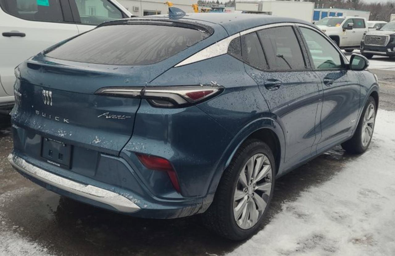 2024 Buick Envista Avenir | Leather | Sunroof | Nav | Heated Wheel + Seats | CarPlay + Android | Rear Camera | & More ! Photo3