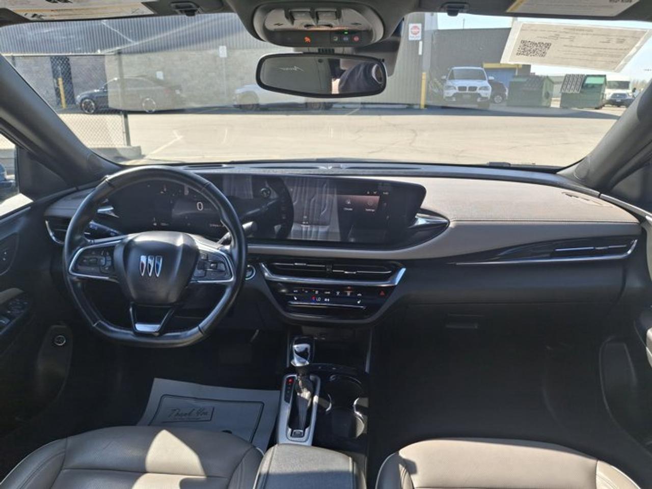 2024 Buick Envista Avenir | Leather | Sunroof | Heated Wheel + Seats | CarPlay + Android | Rear Camera | & More ! Photo
