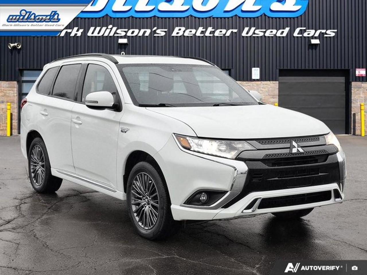 2022 Mitsubishi Outlander Phev Black Edition | Sunroof | Quilted Leather | Heated Seats + Steering | Power Liftgate | and More ! Photo