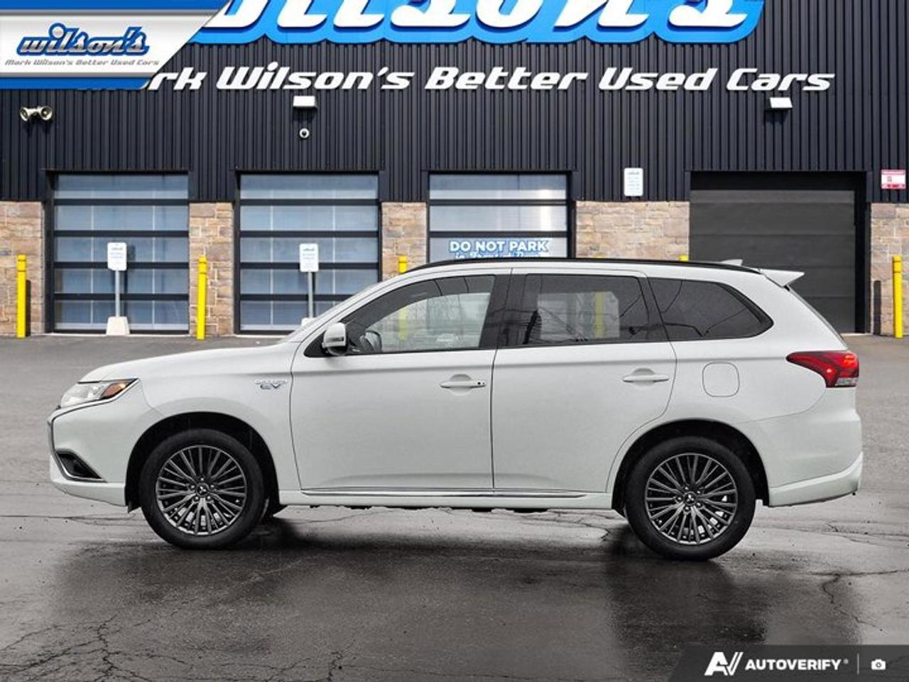 2022 Mitsubishi Outlander Phev Black Edition | Sunroof | Quilted Leather | Heated Seats + Steering | Power Liftgate | and More ! Photo