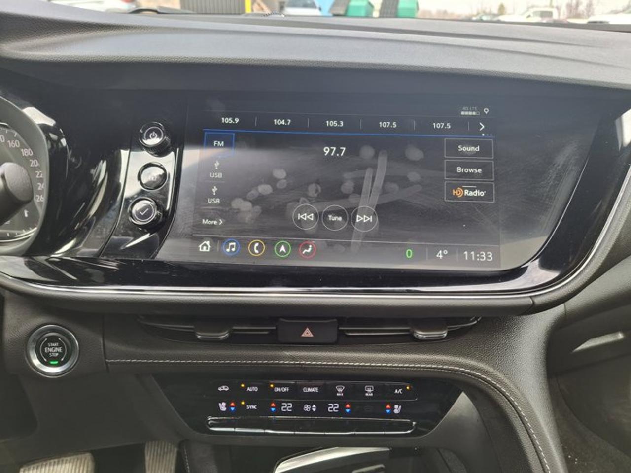 2022 Buick Envision Avenir AWD | Leather | Sunroof | Nav | HUD | 360 Camera | Bose | Adaptive Cruise | and More ! Photo3