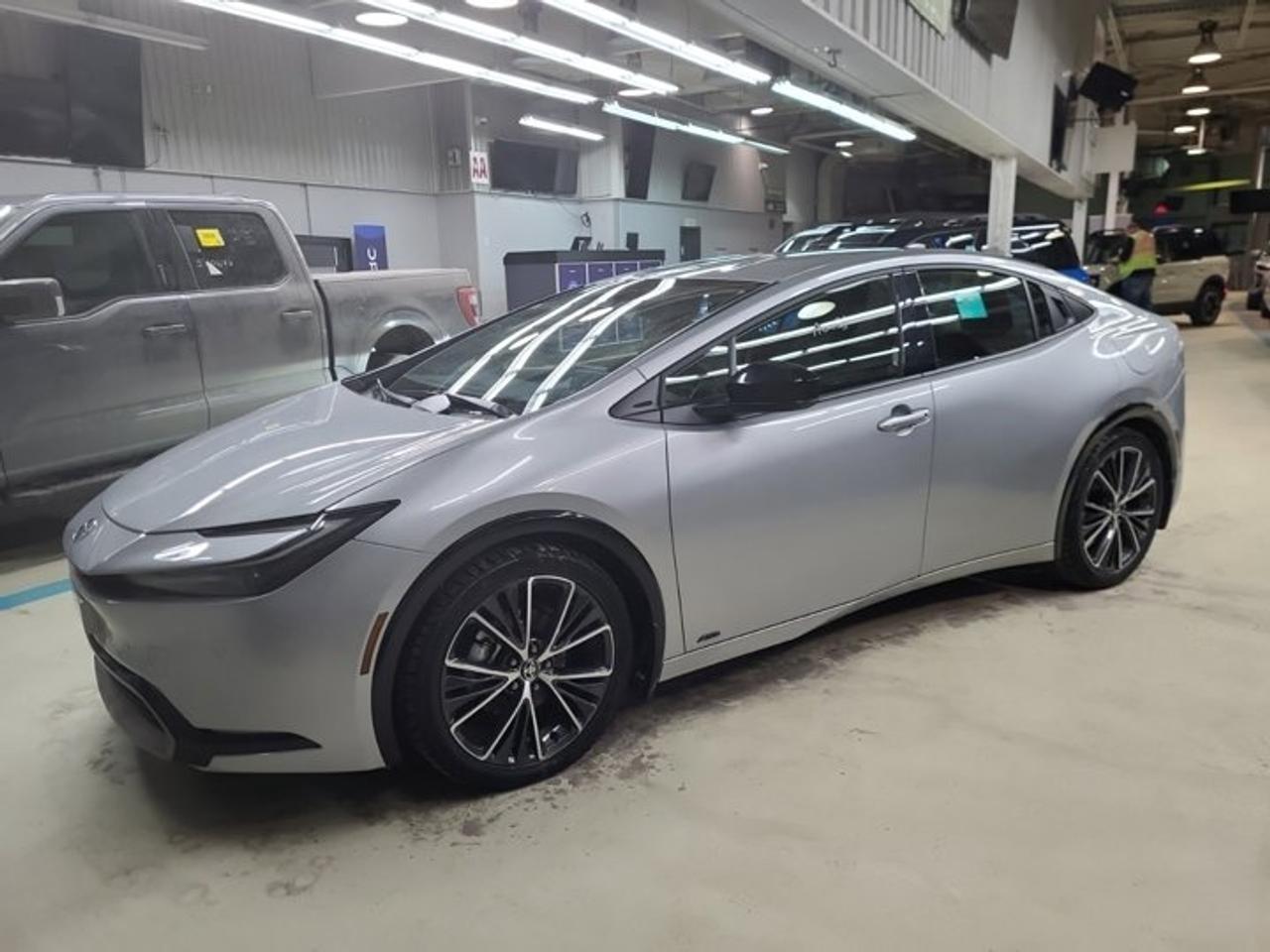 Used 2025 Toyota Prius XLE | Gas Saver | Heated Seats + Steering | Adaptive Cruise | Wireless CarPlay + Android | and More! for sale in Guelph, ON