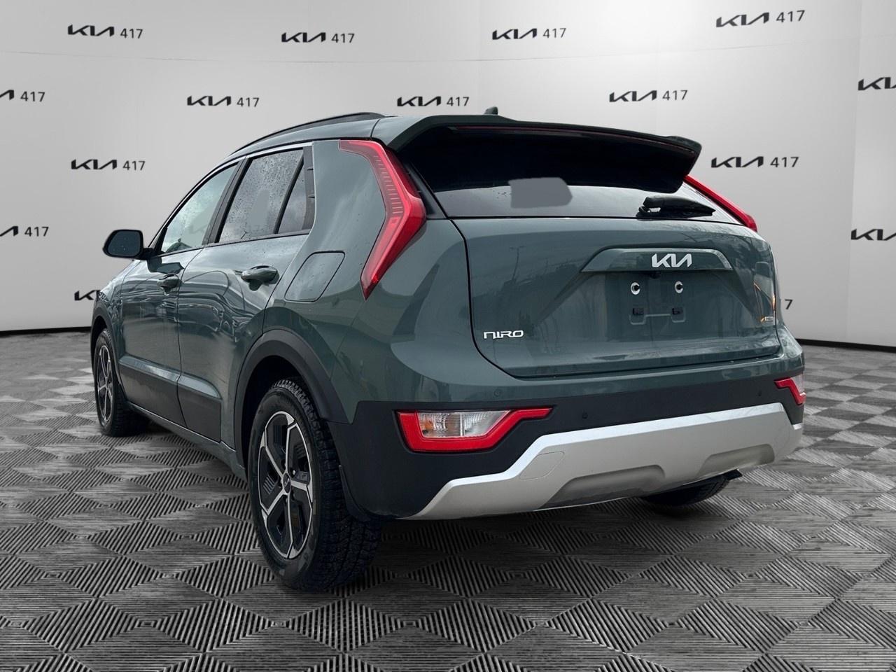 2024 Kia NIRO EX FWD Photo
