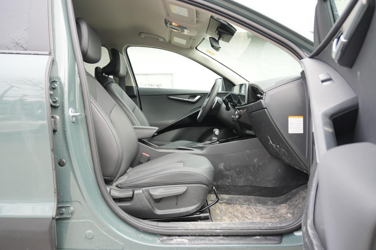 2024 Kia NIRO EX FWD Photo