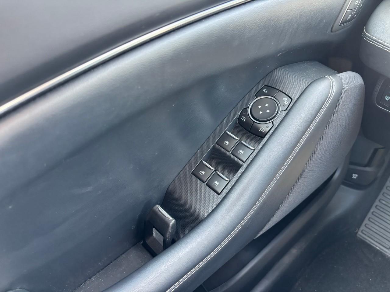 13829589