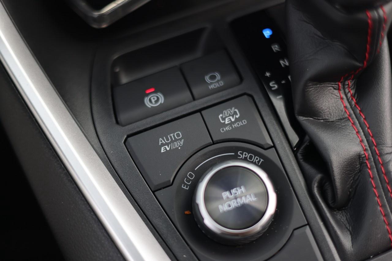 2022 Toyota RAV4 Prime XSE AWD Photo