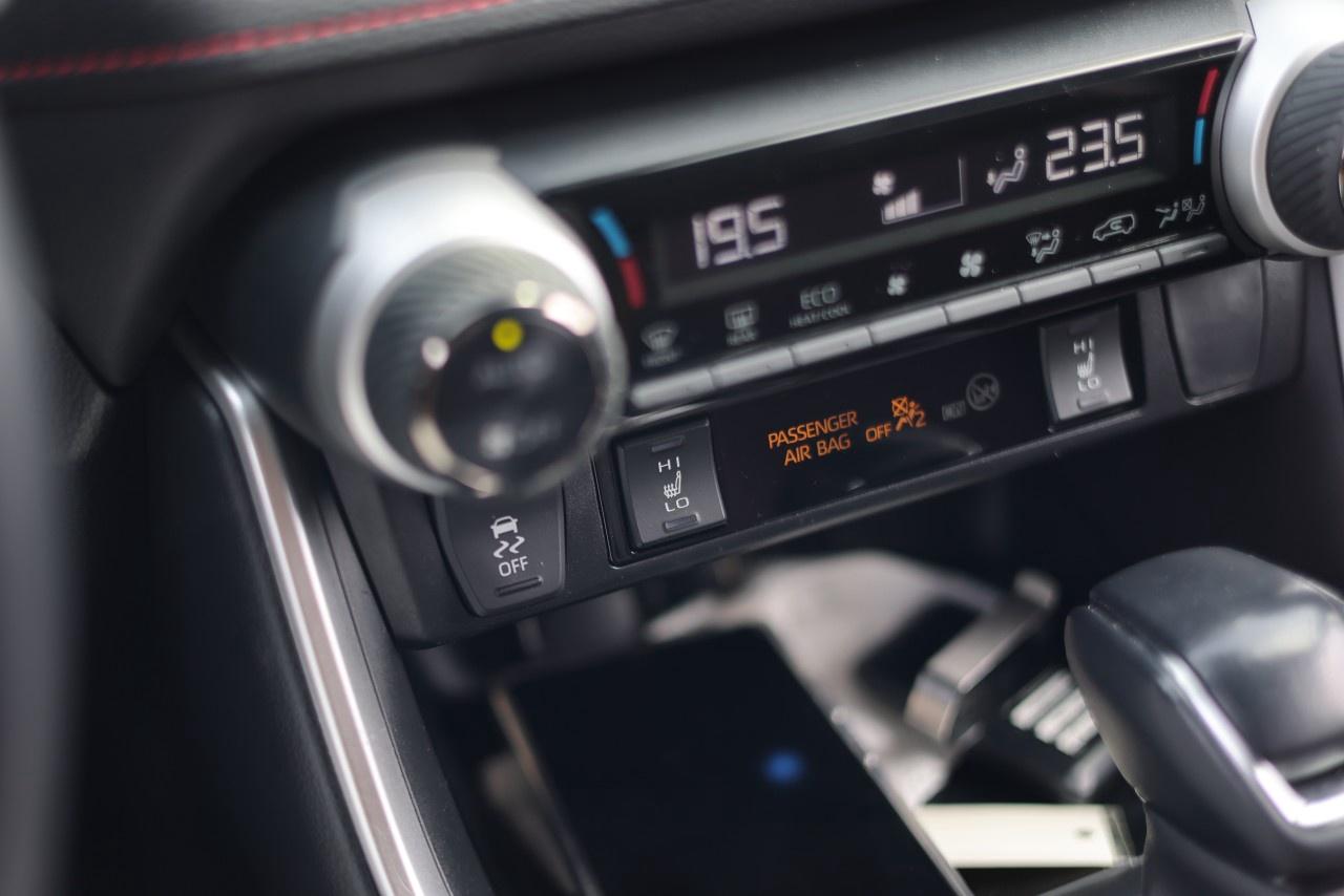 2022 Toyota RAV4 Prime XSE AWD Photo