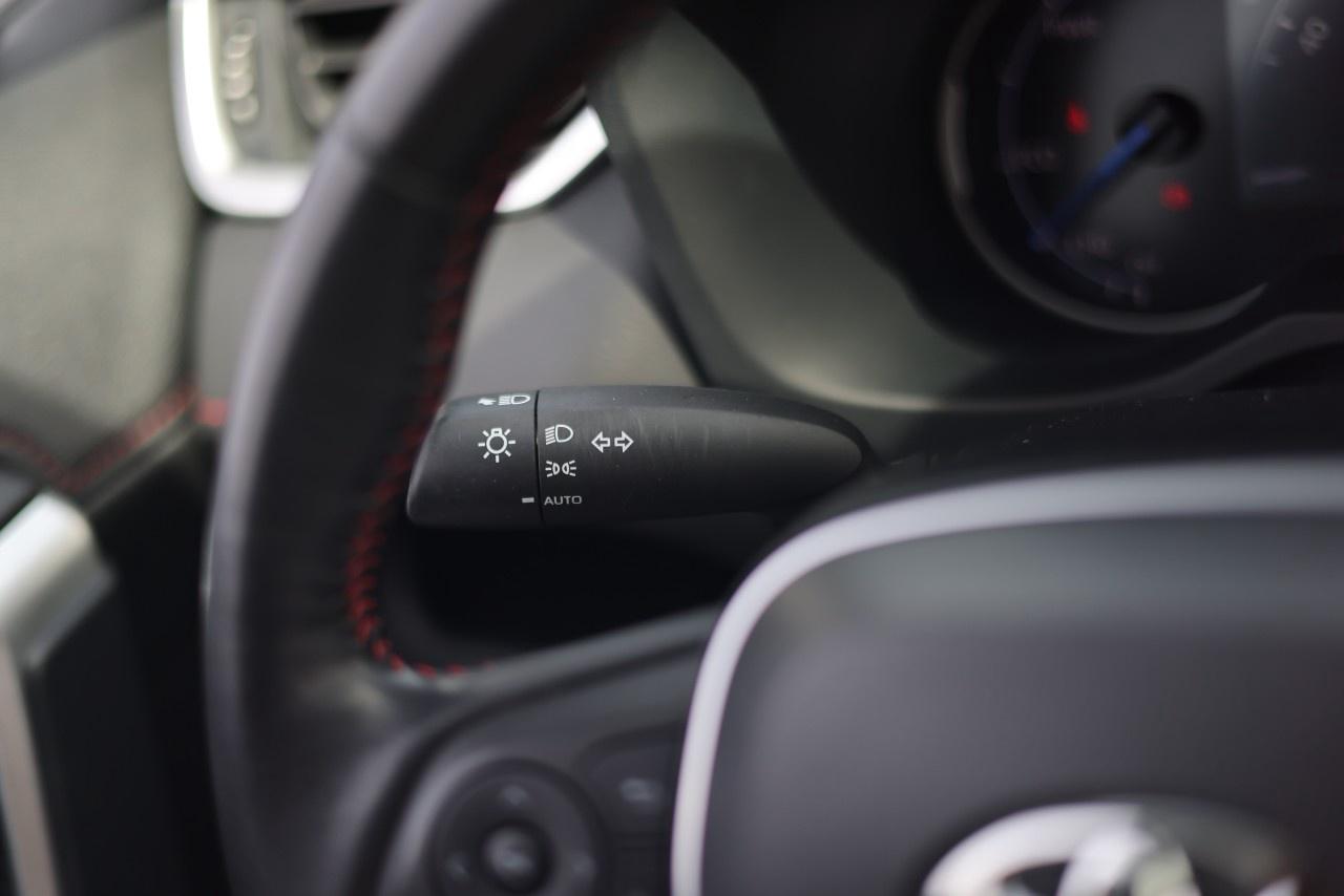 2022 Toyota RAV4 Prime XSE AWD Photo