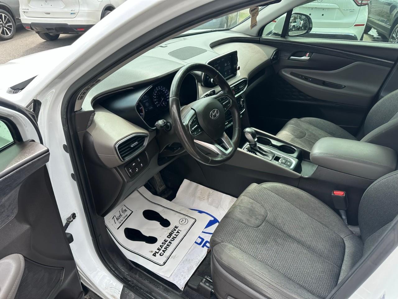 2019 Hyundai Santa Fe  Photo