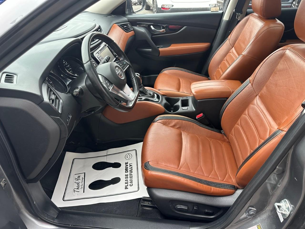 2018 Nissan Rogue SL Photo