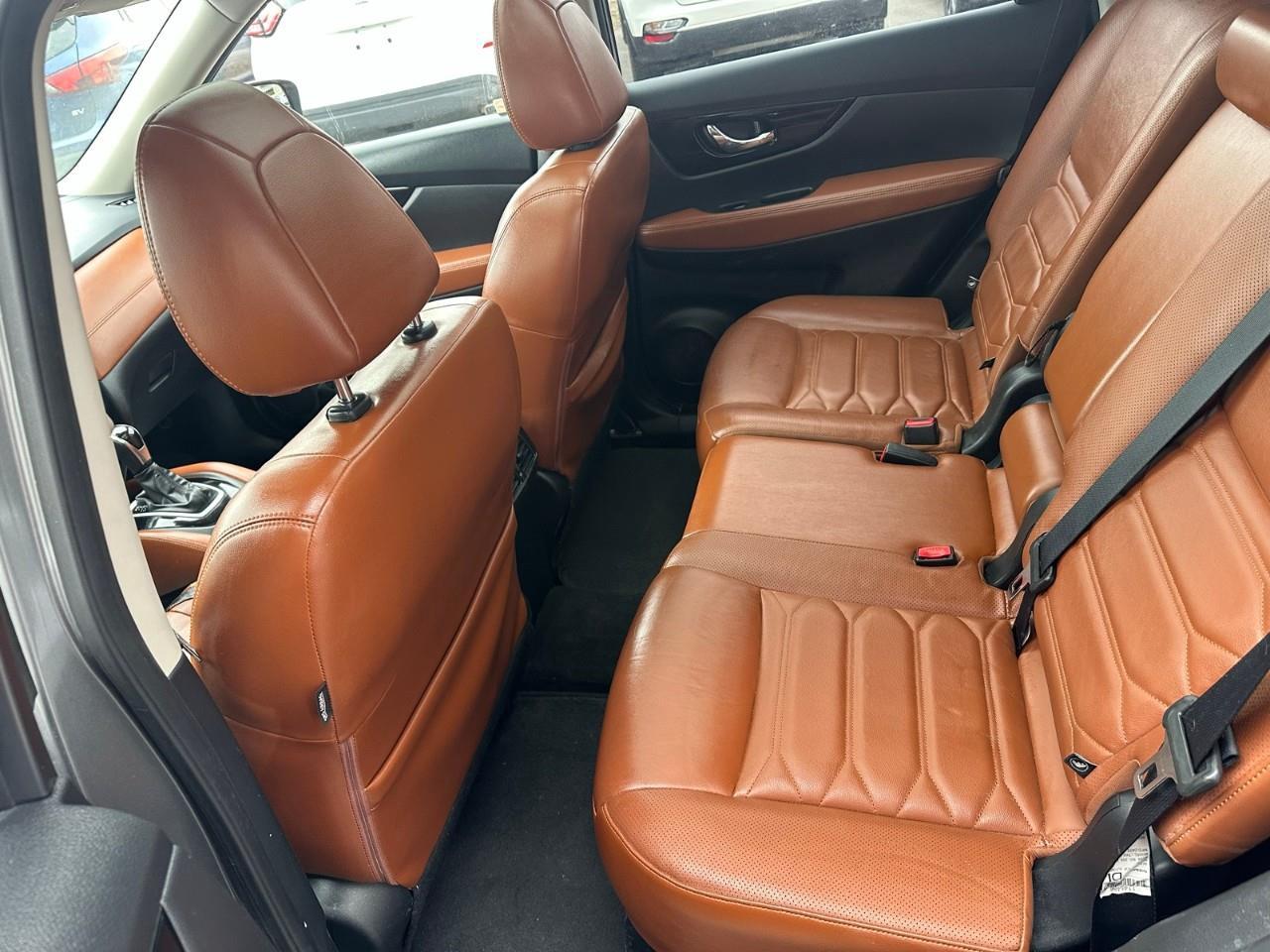 2018 Nissan Rogue SL Photo