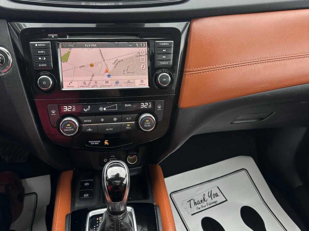 2018 Nissan Rogue SL Photo