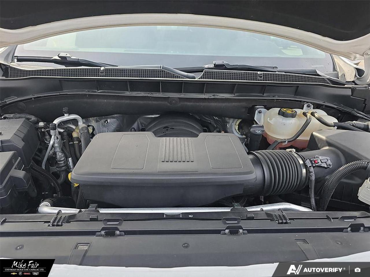 2021 Chevrolet Tahoe LT ONE OWNER! 10.2 Inch Infotainment Screen, 6 Speaker Audio, Teen Driver Technology Photo