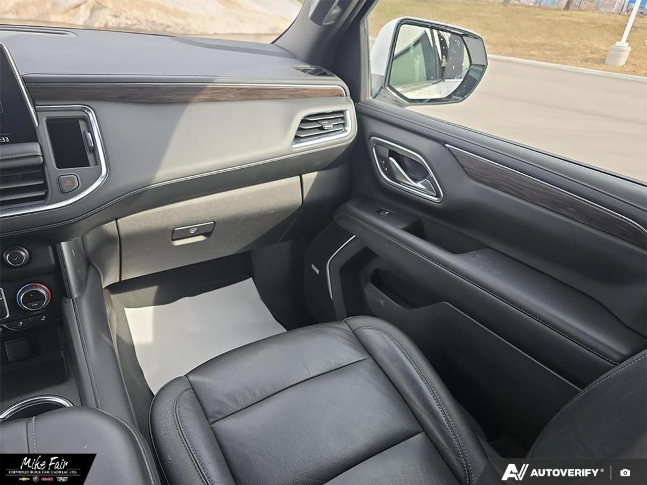 2021 Chevrolet Tahoe LT ONE OWNER! 10.2 Inch Infotainment Screen, 6 Speaker Audio, Teen Driver Technology Photo