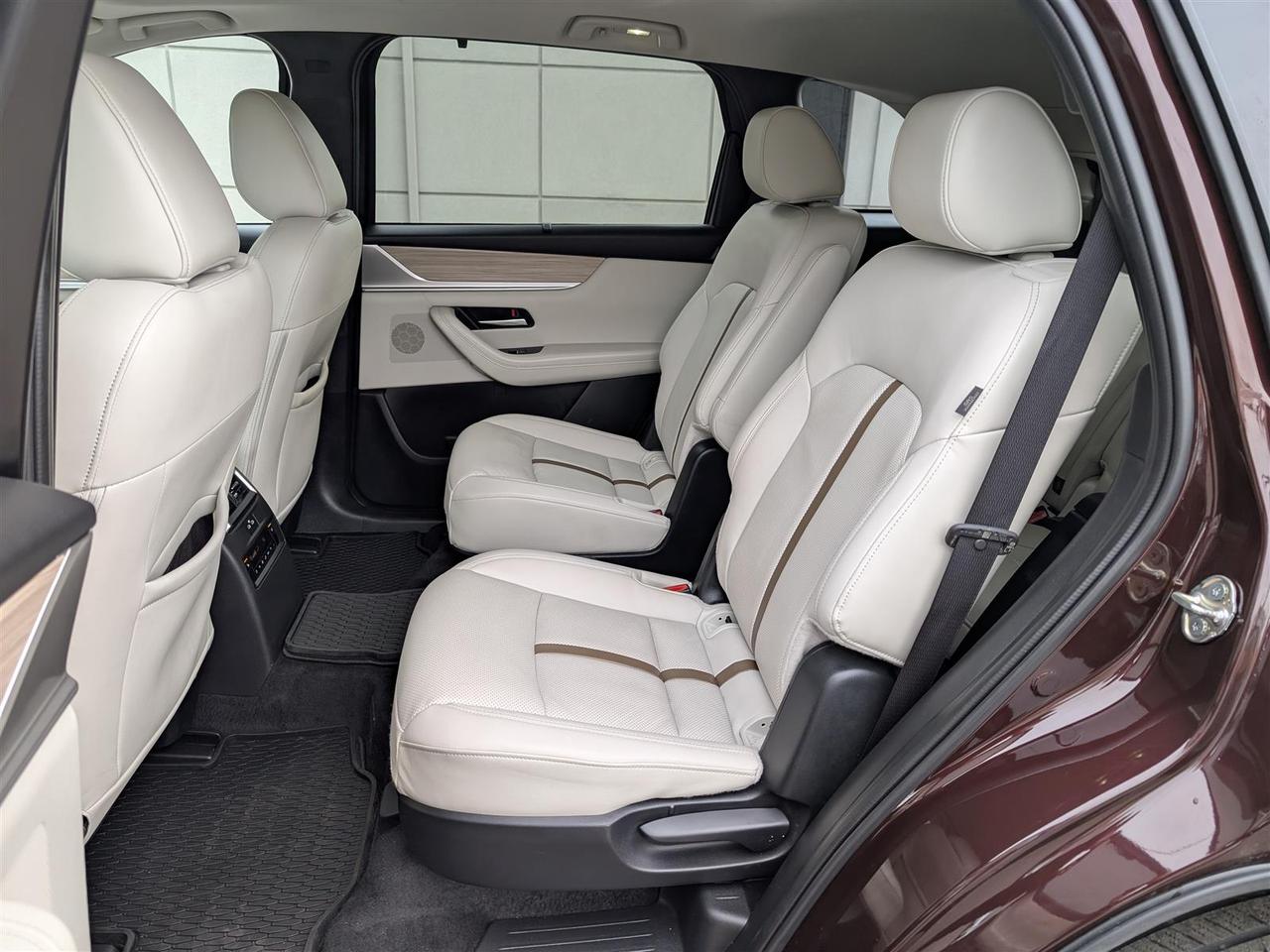 2024 Mazda CX-90 PHEV GT AWD - NAVI -  PANO ROOF - 7 PASS - 360 CAMERA Photo