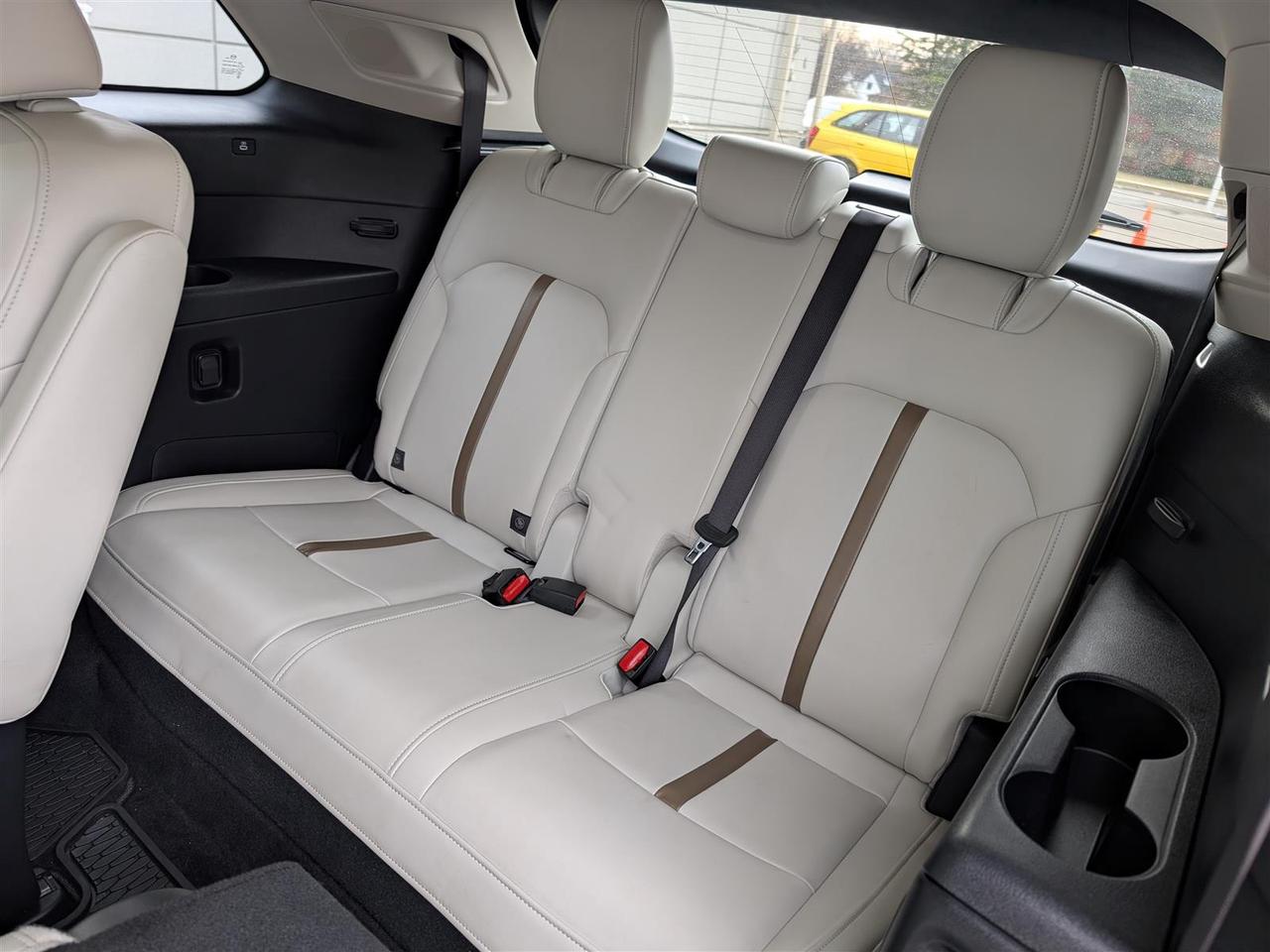 2024 Mazda CX-90 PHEV GT AWD - NAVI -  PANO ROOF - 7 PASS - 360 CAMERA Photo