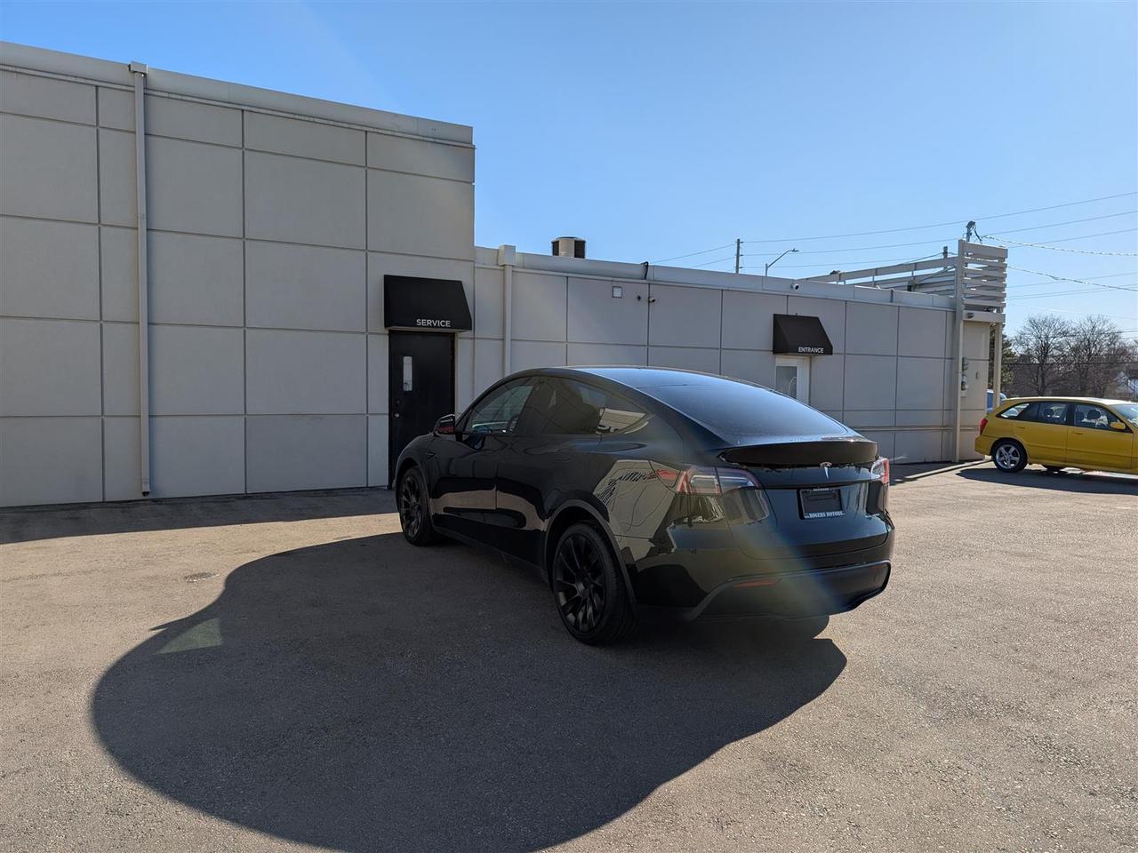 2021 Tesla Model Y LONG RANGE AWD - DUAL MOTOR Photo