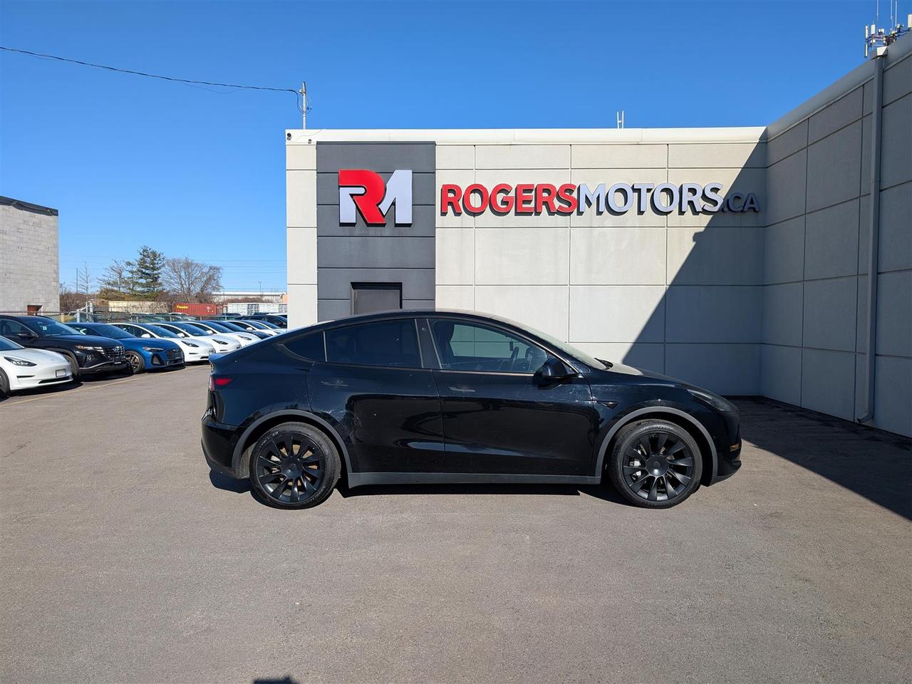 2021 Tesla Model Y LONG RANGE AWD - DUAL MOTOR Photo