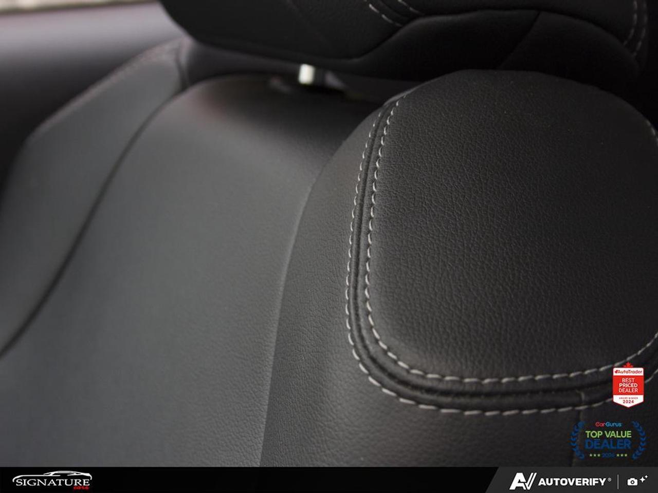 2022 Toyota Corolla Cross XLE AWD No Accident JBL Sunroof Leather Photo