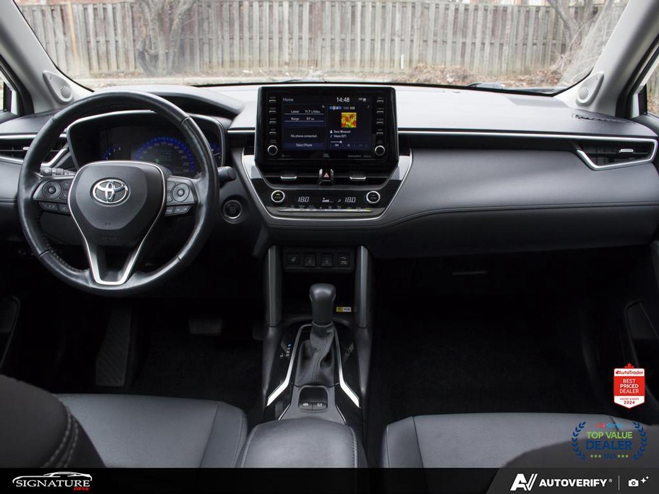 2022 Toyota Corolla Cross XLE AWD No Accident JBL Sunroof Leather Photo