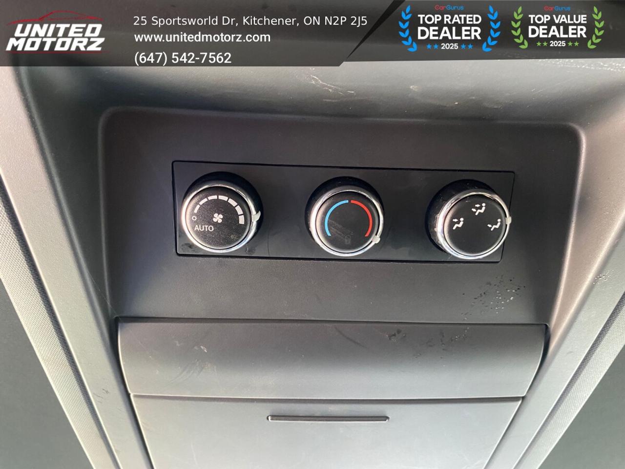 2017 Dodge Grand Caravan GT Stow n' Go~SAFETY CERTIFIED~ Photo