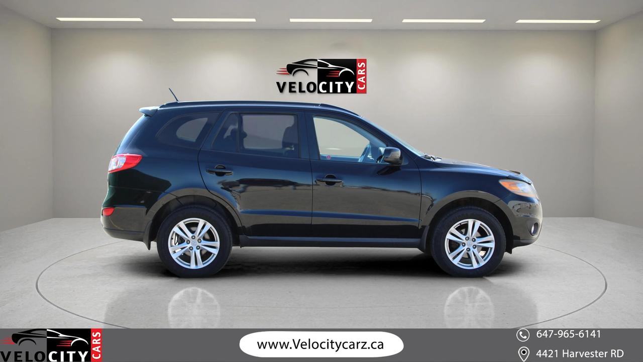 2011 Hyundai Santa Fe GLS Photo