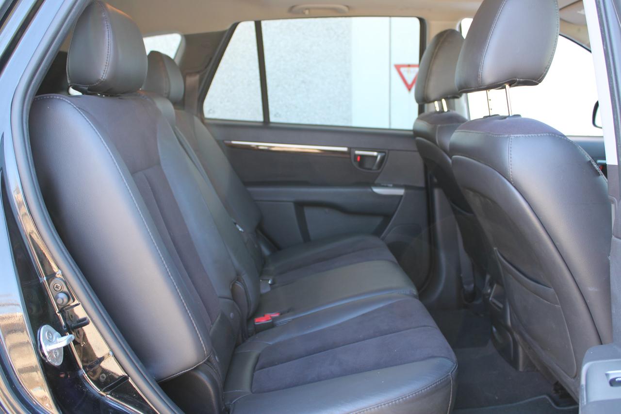 2011 Hyundai Santa Fe GLS Photo