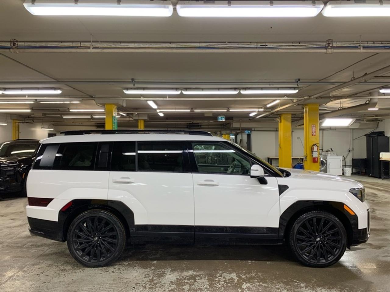 2025 Hyundai Santa Fe Ultimate Calligraphy AWD w/Beige Interior Photo