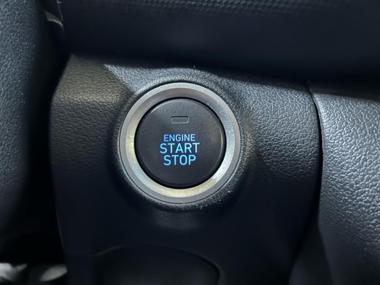 2019 Hyundai KONA 2.0L Preferred FWD w/Two-Tone Roof Photo